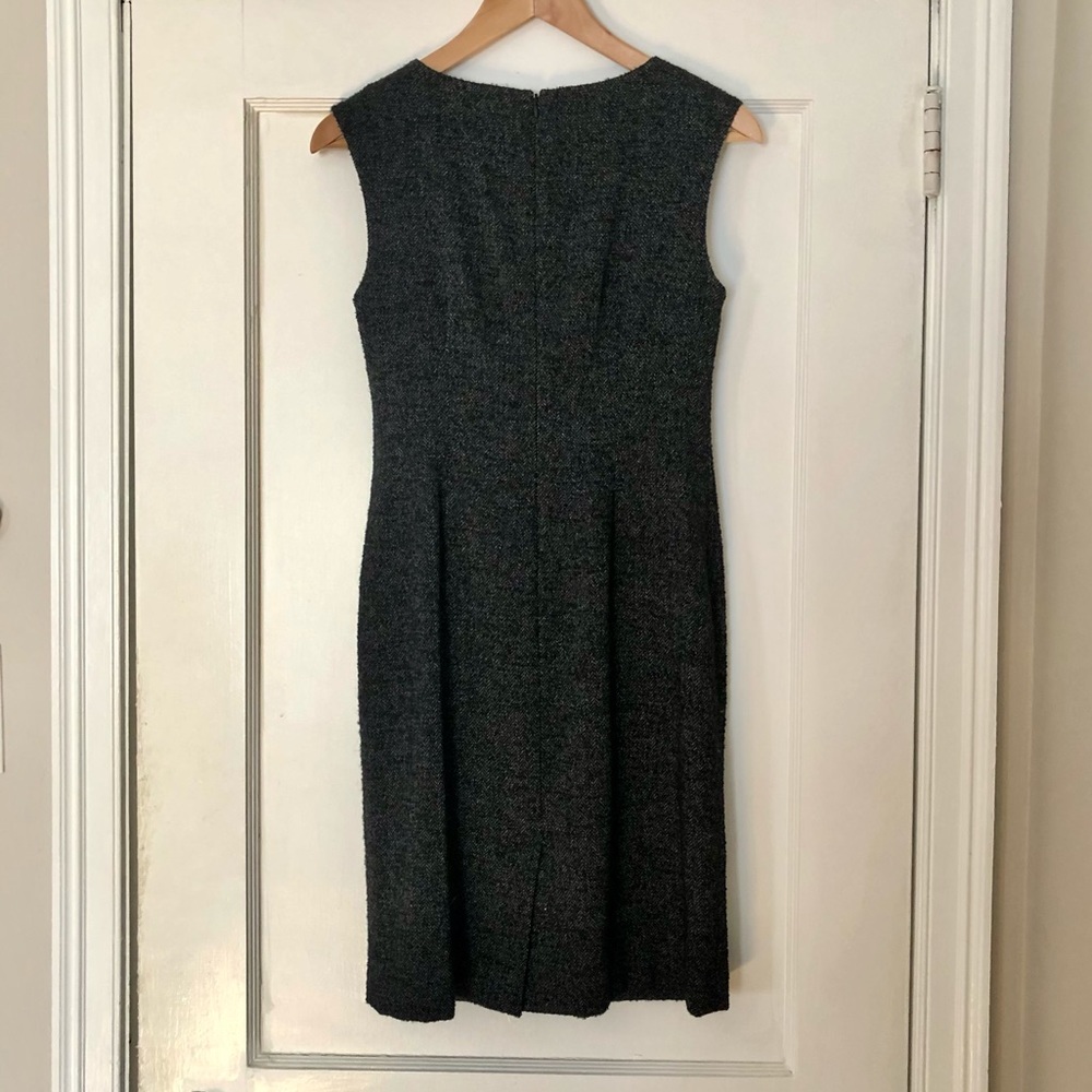 Ann Taylor sheath dress- size 0 - Picture 4 of 7